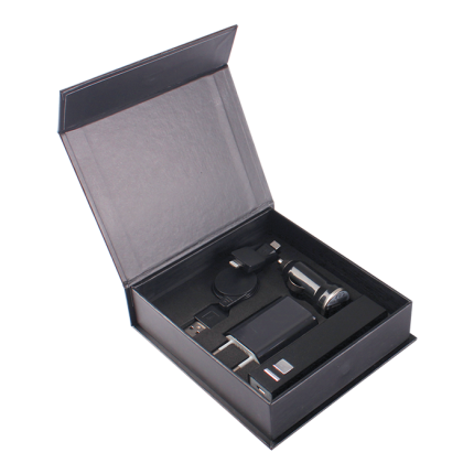 4 Piece Tech Set In Gift Box